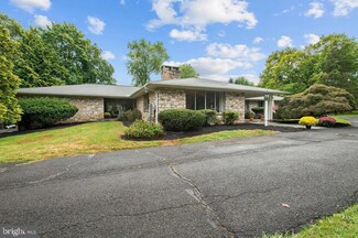 700 Pebble Hill Rd, Doylestown, PA 18901