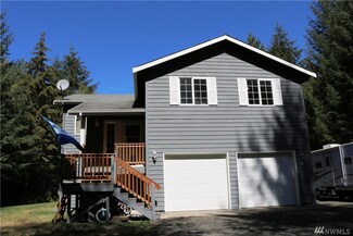 101 E Flicker Rd, Grapeview, WA 98546