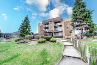 4702 N Austin Ave Unit 303, Chicago, IL 60630