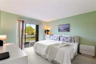 3150 Binnacle Dr Unit 217, Naples, FL 34103