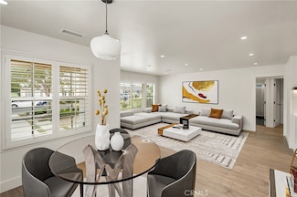 533 N Cambridge St, Orange, CA 92867