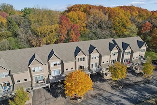 9816 Cove Dr, Hopkins, MN 55305