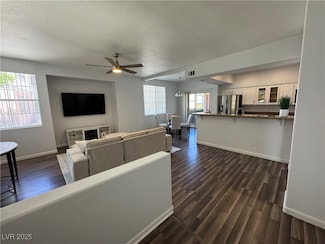 1725 Queen Victoria St Unit 103, Las Vegas, NV 89144
