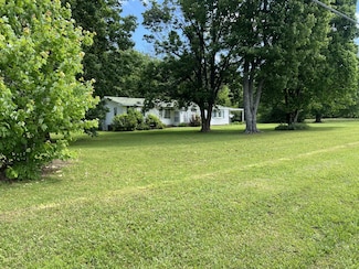 25 Mccrory Rd, Saint Joseph, TN 38481