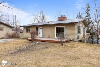 215 W Caribou Ave, Palmer, AK 99645