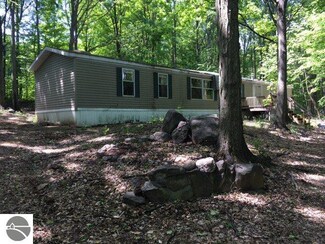 23519 M-115, Tustin, MI 49688