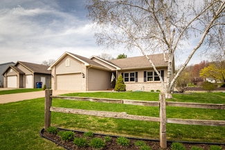 525 Eagle Ct, Onalaska, WI 54650