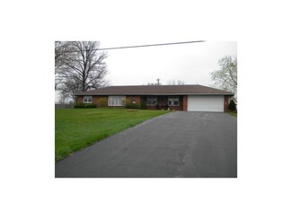 447 169, Gower, MO 64454