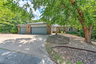 3 Prestwick Ln, Bella Vista, AR 72715