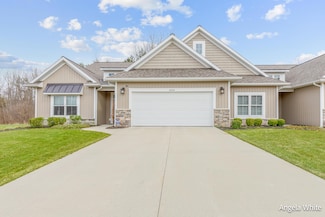 6654 Creekside View Dr SE, Grand Rapids, MI 49508
