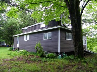 10981 Motts Pond Ln, Westdale, NY 13483