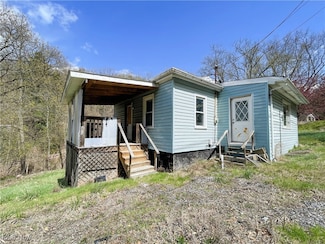 276 Drain St, East Liverpool, OH 43920