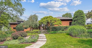 6623 Radnor Rd, Bethesda, MD 20817