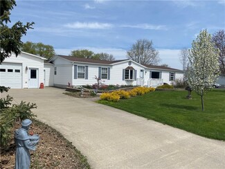 9 Sullivan Dr, Seneca Falls, NY 13148