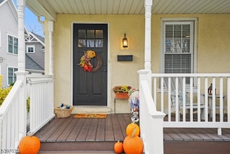 78 North St, Madison, NJ 07940