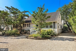 268 N 12th St, Surf City, NJ 08008