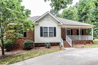 362 Shady Ln, Winston Salem, NC 27107