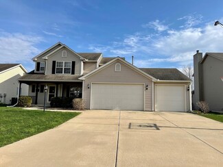 3915 Daffodil Ln, Champaign, IL 61822