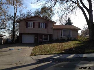 713 E 7th St, Papillion, NE 68046