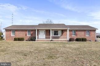 91 Windsor Ln, Bunker Hill, WV 25413