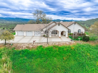20997 Auberry Rd, Clovis, CA 93619
