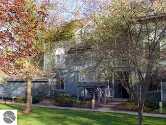 12405 Wintergreen Dr Unit 510, Thompsonville, MI 49683