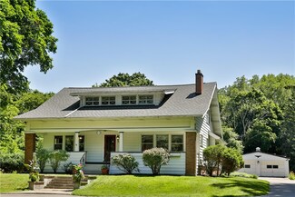 2699 Ridgeway Ave, Rochester, NY 14626