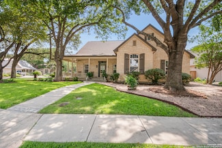 210 Village Dr, Boerne, TX 78006