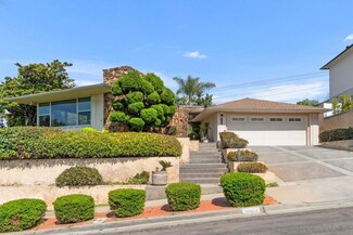 6671 Avenida la Reina, La Jolla, CA 92037