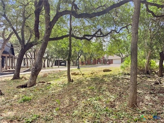 105 Yaupon Ct, San Marcos, TX 78666