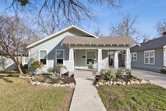 734 N Montclair Ave, Dallas, TX 75208