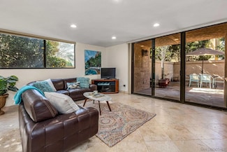 2420 Torrey Pines Rd Unit A104, La Jolla, CA 92037