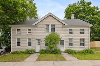 216 High St, Baltic, CT 06330