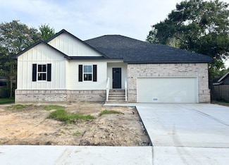 306 Willow Vista Dr, El Lago, TX 77586