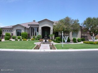 3504 E Kenwood St, Mesa, AZ 85213