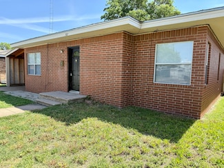707 Avenue Q, Sunray, TX 79086