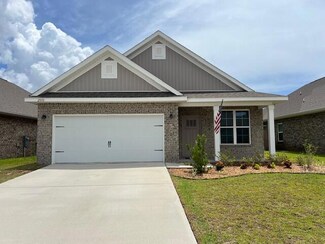 2000 Cambridge Park Dr, Gulf Breeze, FL 32563