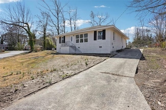 1189 Kathryn Cir, Forest Park, GA 30297