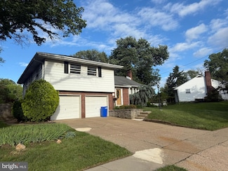 118 Spring House Rd, Cherry Hill, NJ 08002