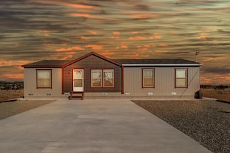 43 Los Chavez Ave, Edgewood, NM 87015