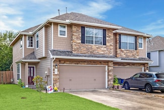 225 Drake Run Ln, Dickinson, TX 77539