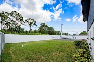 5234 Edwards Rd, Fort Pierce, FL 34981