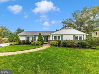 27517 Mount Radnor Dr, Damascus, MD 20872