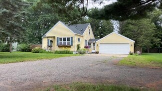2103 Clearwater Rd, Saint Cloud, MN 56301
