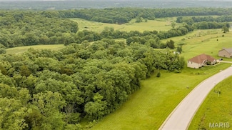 126 Rainbow Lake Dr, Villa Ridge, MO 63089