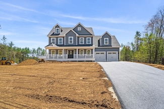 211 North Rd, Sandown, NH 03873