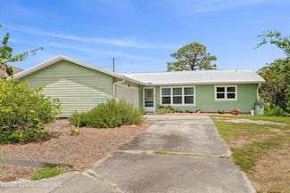 191 Knight St SE, Palm Bay, FL 32909