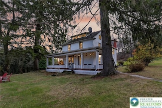 297 Forgedale Rd, Barto, PA 19504