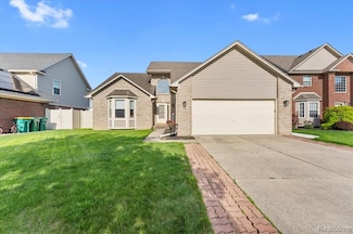 24231 Wilson Dr, Trenton, MI 48183