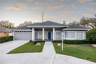 566 Oak Bay Dr, Osprey, FL 34229